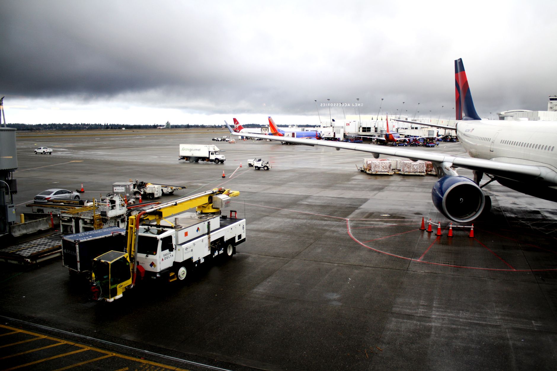 Airline Mergers: United Explored Delta Tie-Up Before American Approach