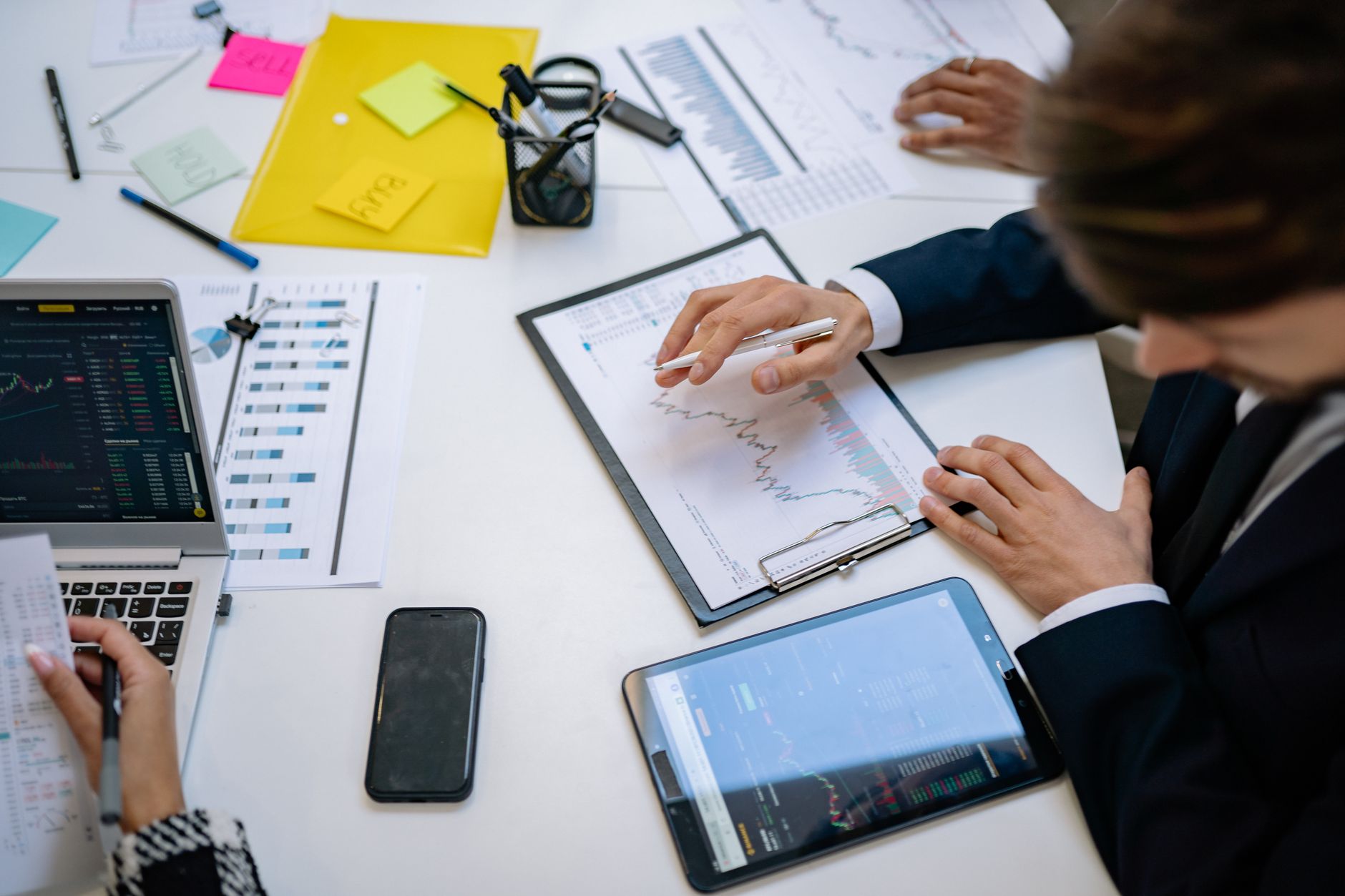 CEO Desk: Quantum-Si Faces Nasdaq Delisting Risk — What Investors Should Watch Next
