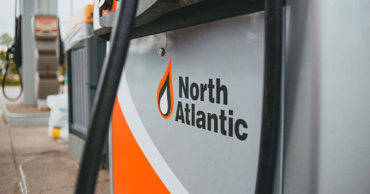 Gasoline Prices Stay High Amid Supply Constraints