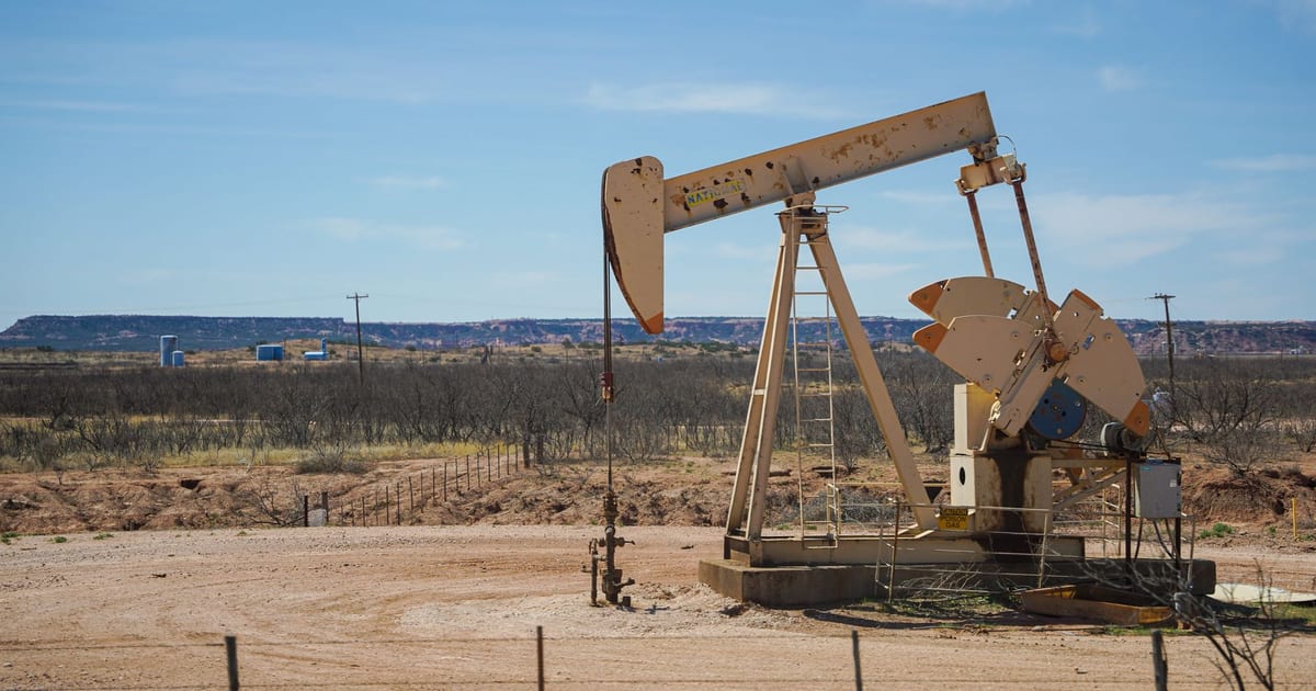 Iran Oil Exports Plummet Amid Hormuz Standoff, Prices Near $100