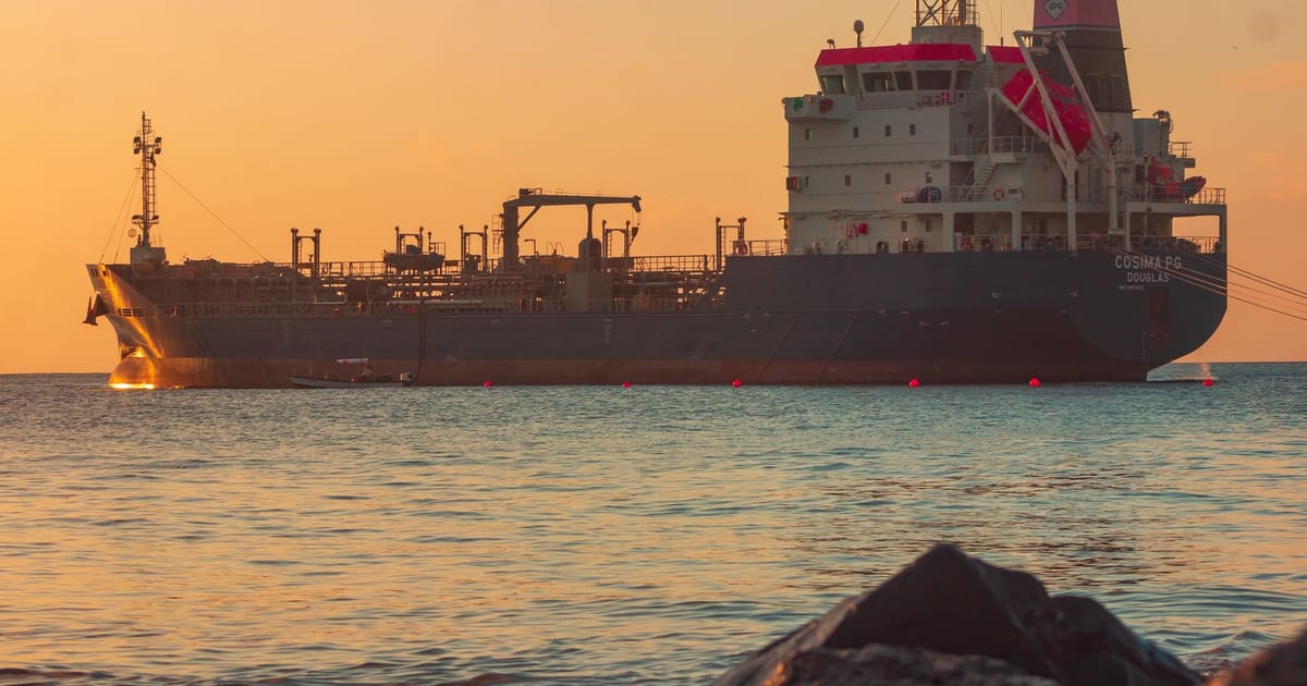 Iran War Strikes Threaten Gulf Energy, Oil Future