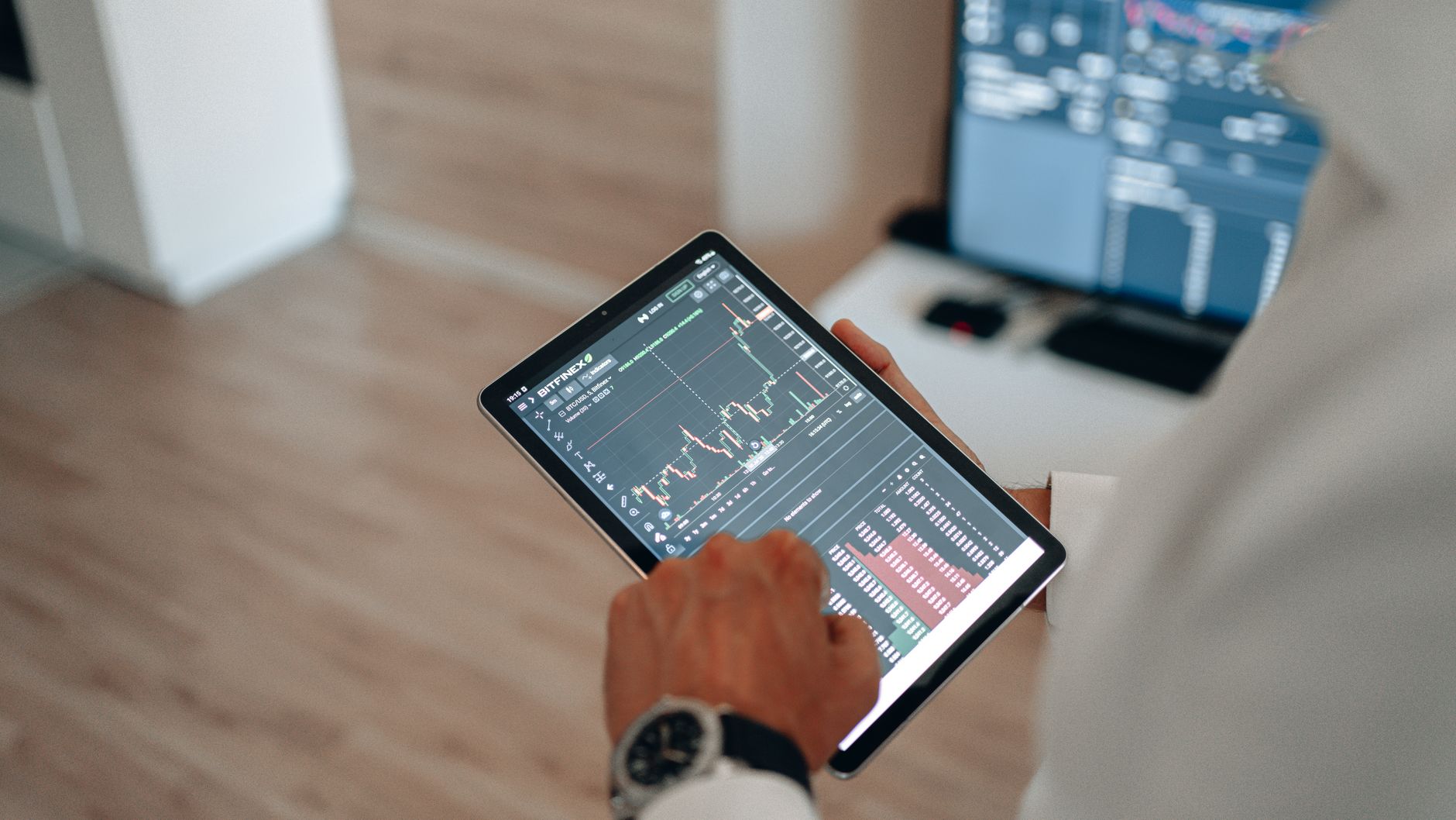 12% Yields in Tech Lending: Why Hercules Capital Edges Out Trinity Capital for Income Investors