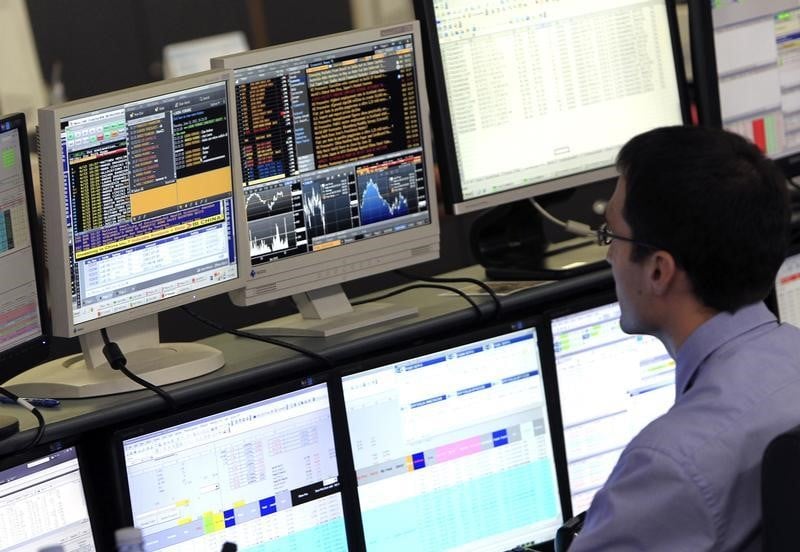 Lipper Data Glitch Skews Fixed-Income Fund Flow Tracking
