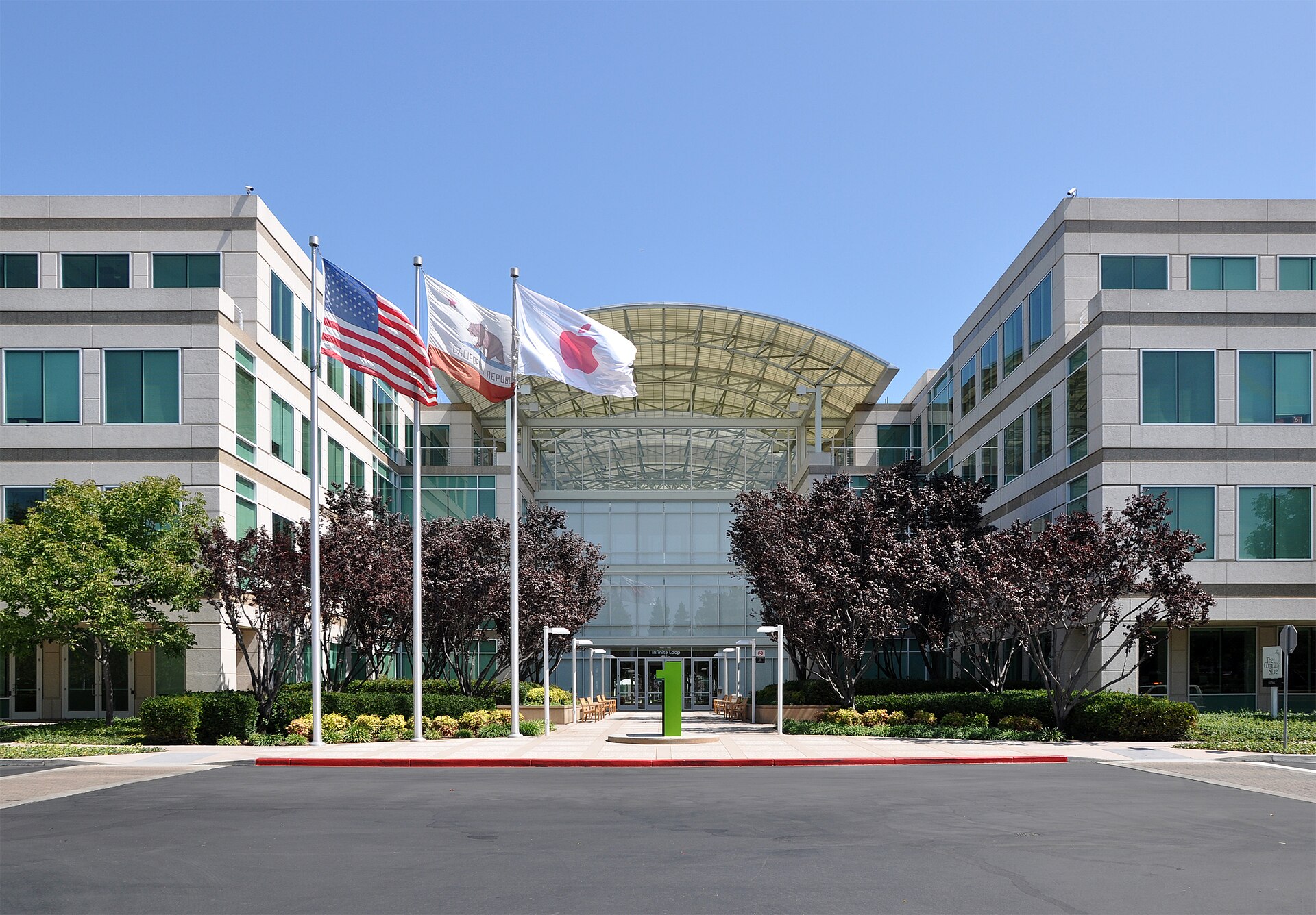 Smart Glasses Launch: U.S. Investors Eye Apple's Privacy Focus