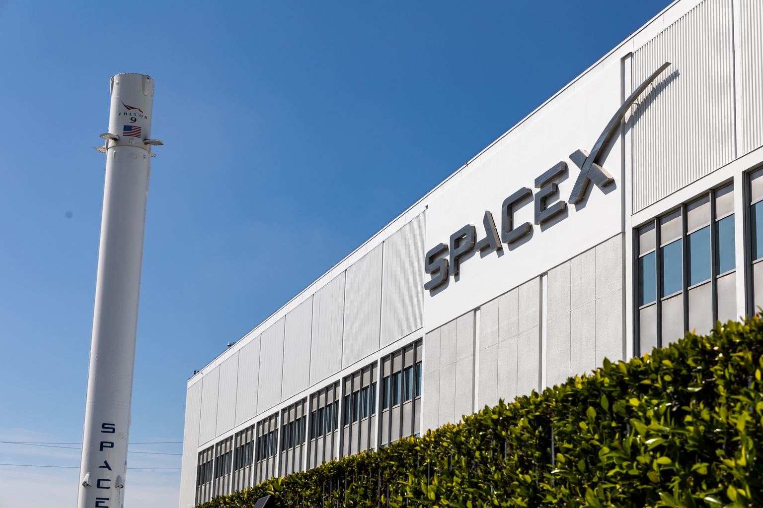 SpaceX Stock Upgrade After 51% Drop: Historical IPO Patterns Signal Entry Opportunity