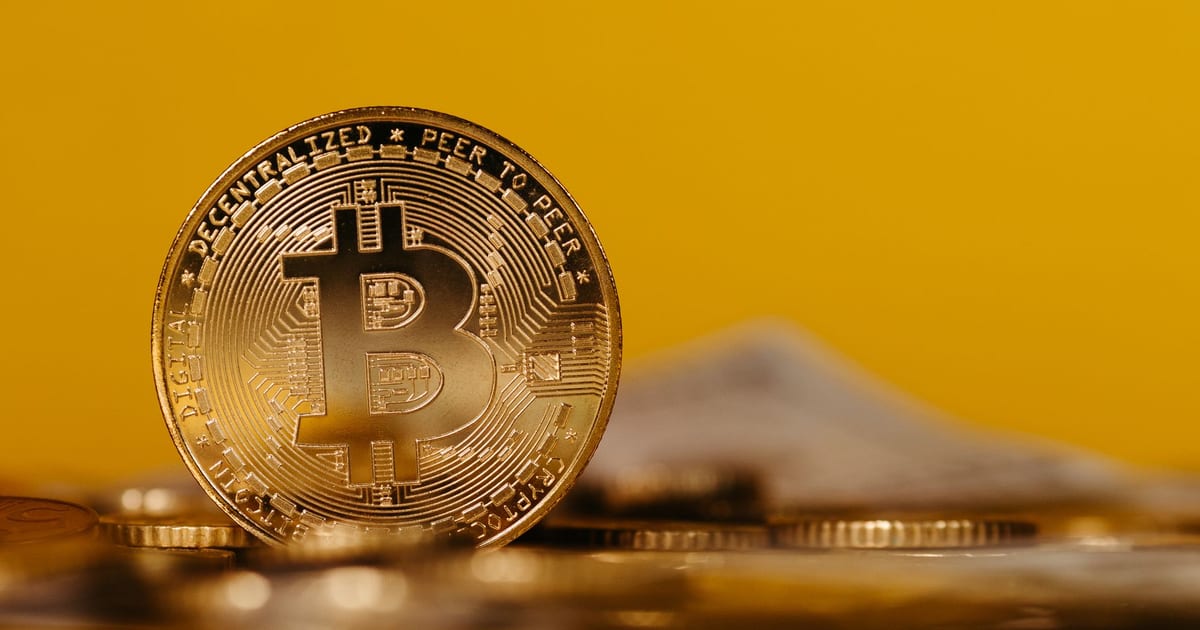 Stablecoins Dominate Crypto Off-Ramps as Payroll Use Surges