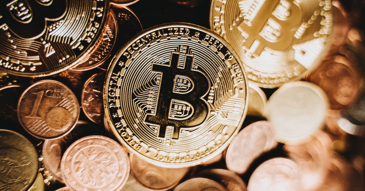 Strategy Builds $6.69B Cash Amid Bitcoin Holdings