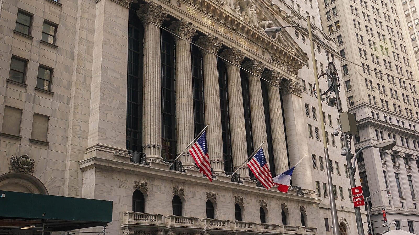 U.S. After-Hours Trading: Focus on Ford, Teradyne, Visa, KLA Corp
